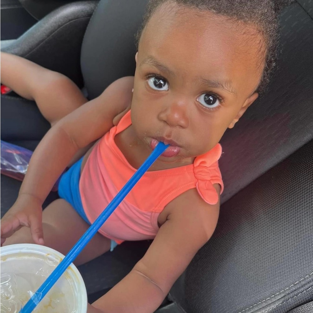 Meet your Posher, Niya